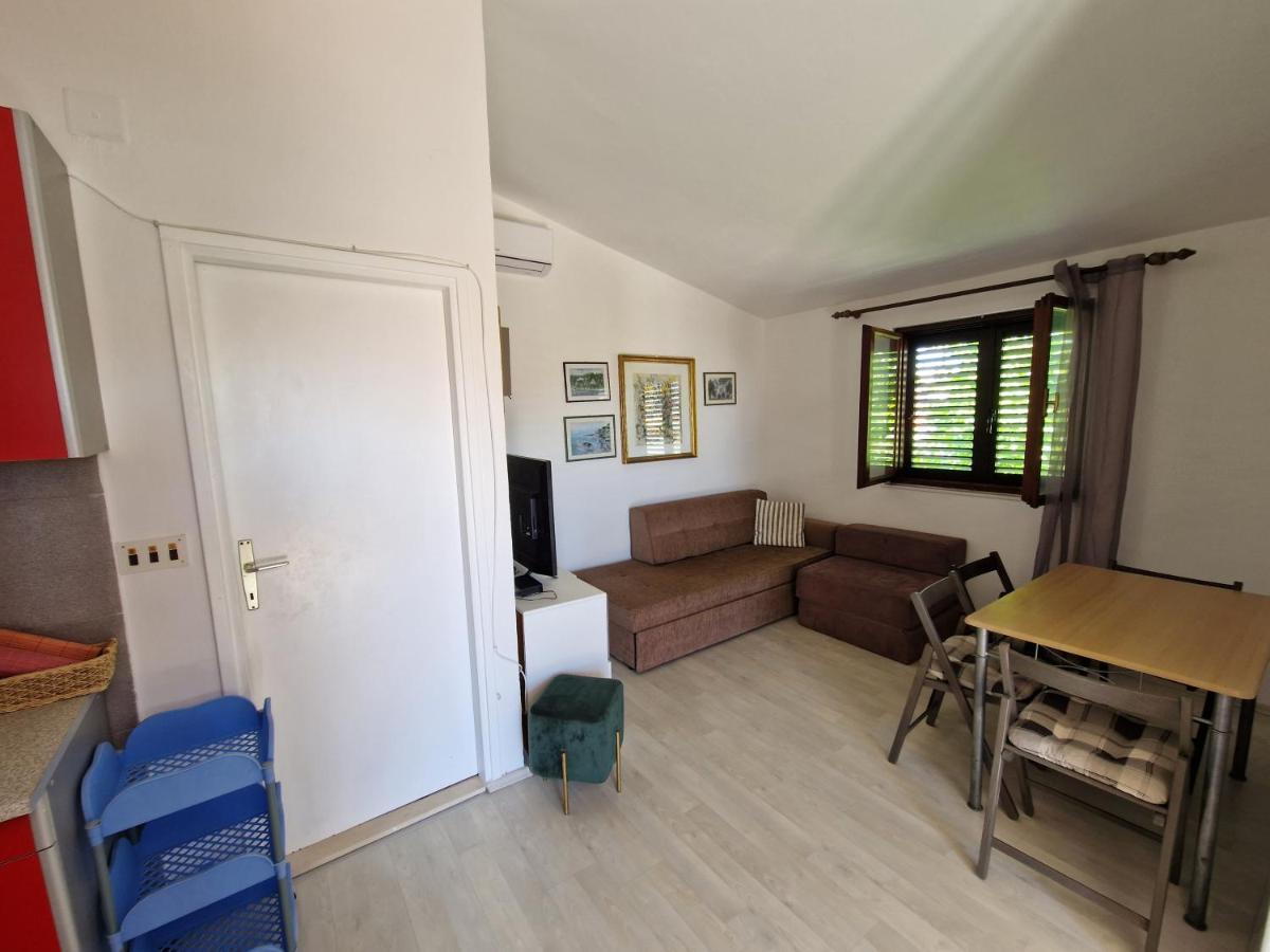 Apartments Dara Rogoznica  Eksteriør bilde